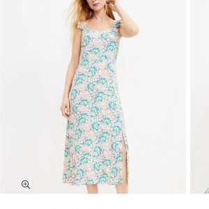 2022 Loft summer sundress. Size 0. 100% Viscose.